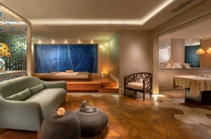 Türkiye'nin köklü otel mobilyası üreticisi Palmiye Mobilya: oda, lobi, restoran ve banquet alanları için anahtar teslim projeler. Yangına dayanıklı kapılar, 81 ile teslimat, ücretsiz keşif